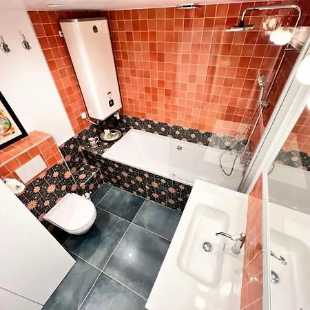 10th Arrondissement Cozy Retreat * Parigi