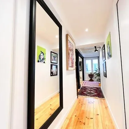 Apartment 10th Arrondissement Cozy Retreat